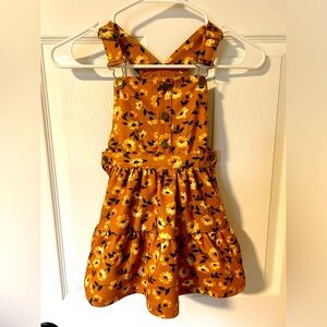 Girls, 4T overalls. Originally bought from TJ Max. Lightly warn.